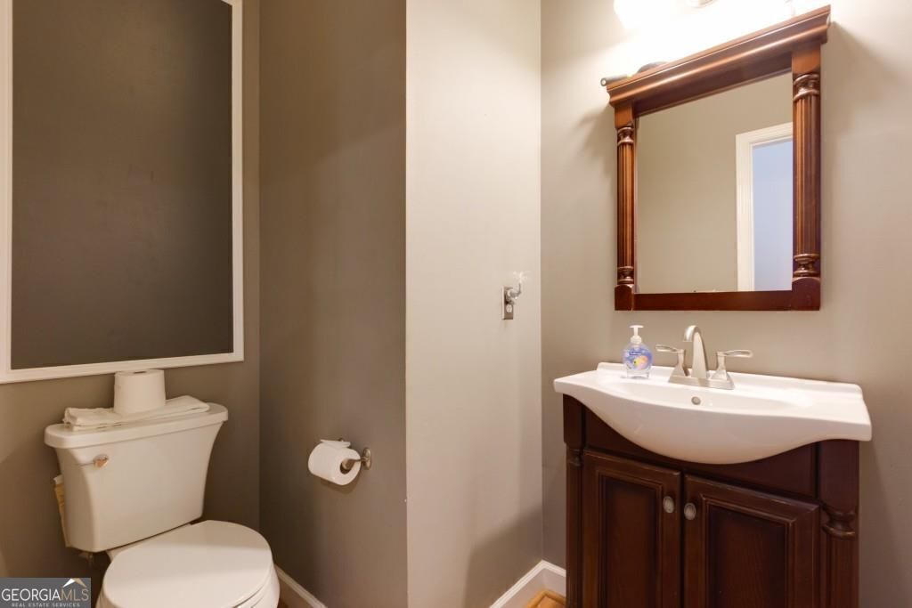 Woodstock, Georgia 30189, United States, 5 Bedrooms Bedrooms, ,4 BathroomsBathrooms,Residential,Active,136208