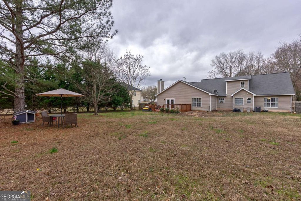 Photo of 4280 Rosenelfe Way, Loganville, GA 30052 (MLS # 10705020)