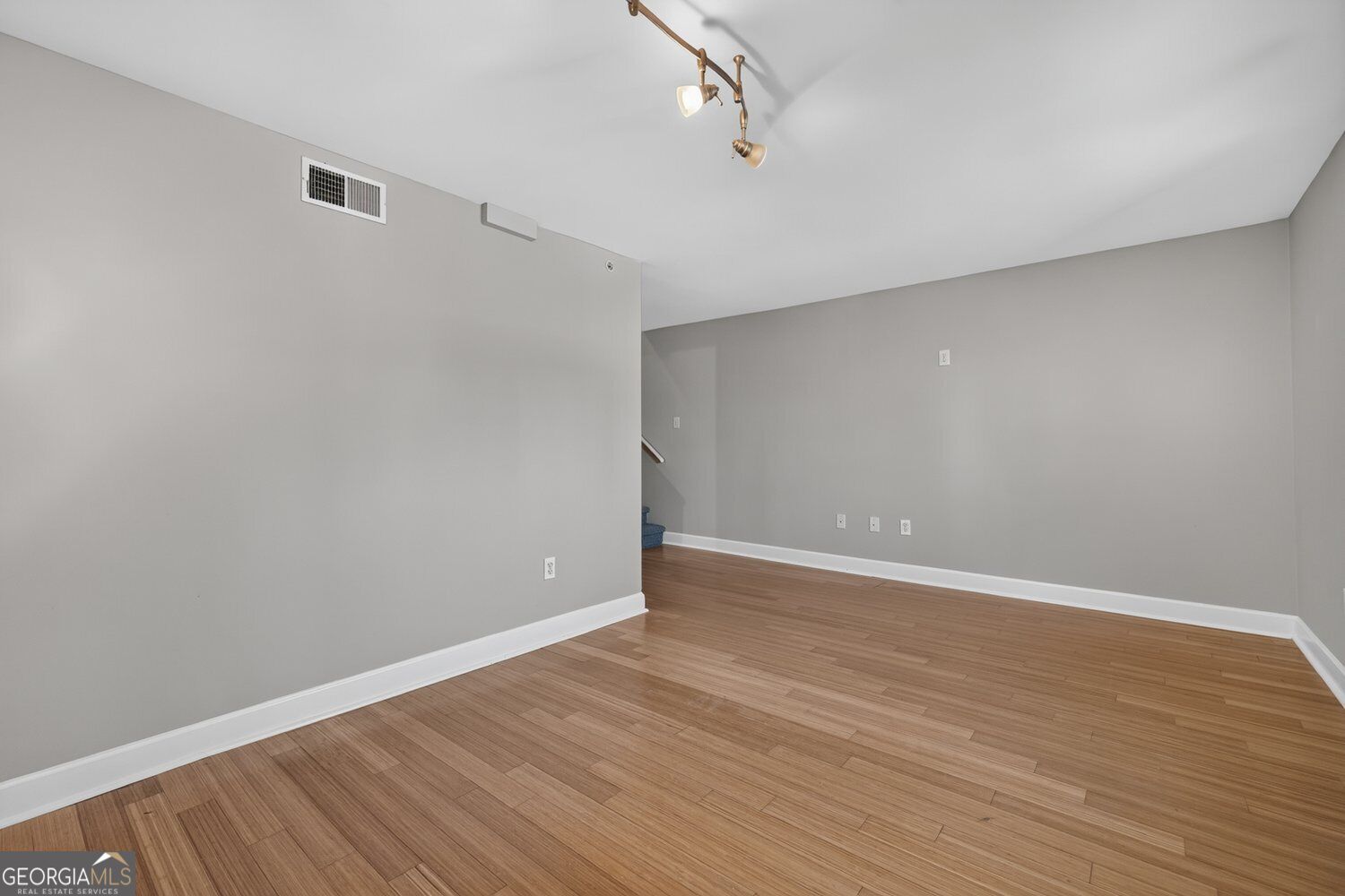 381 Ralph Mcgill BLVD NE C