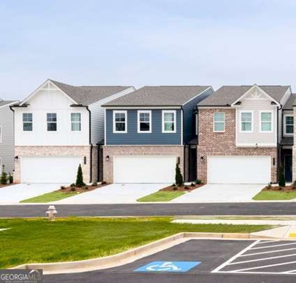 Photo of 862 Leraes Way, Loganville, GA 30052 (MLS # 10712933)