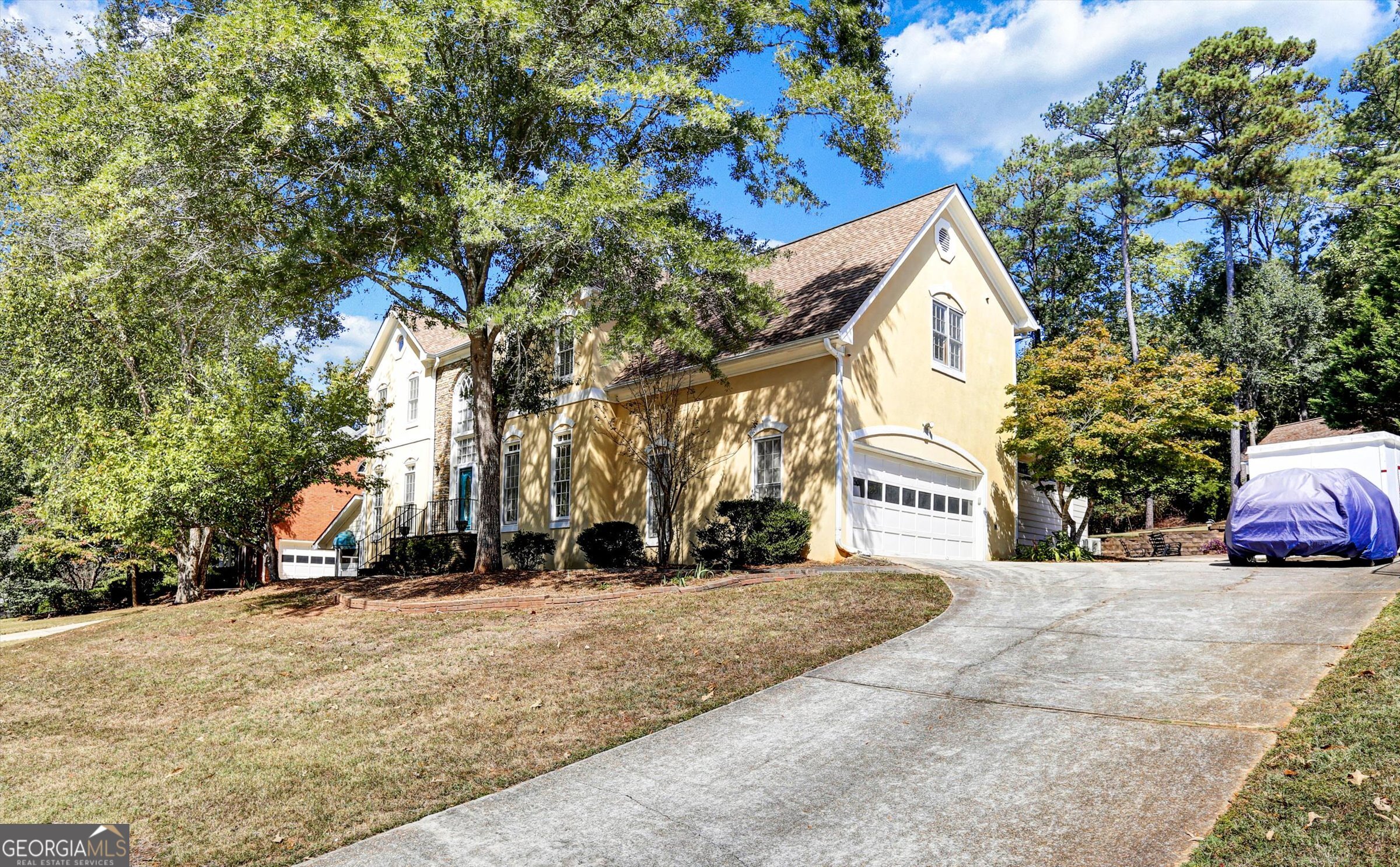 2700 Riverfront DR