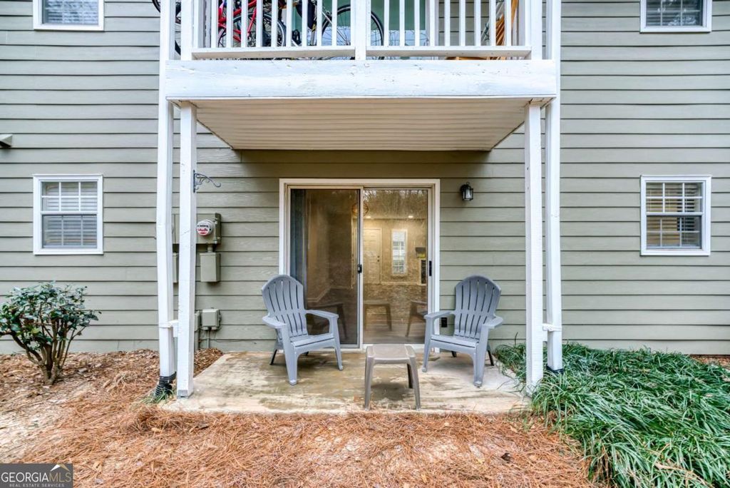 Photo of 103 Sterling Court, Alpharetta, GA 30004 (MLS # 10660171)