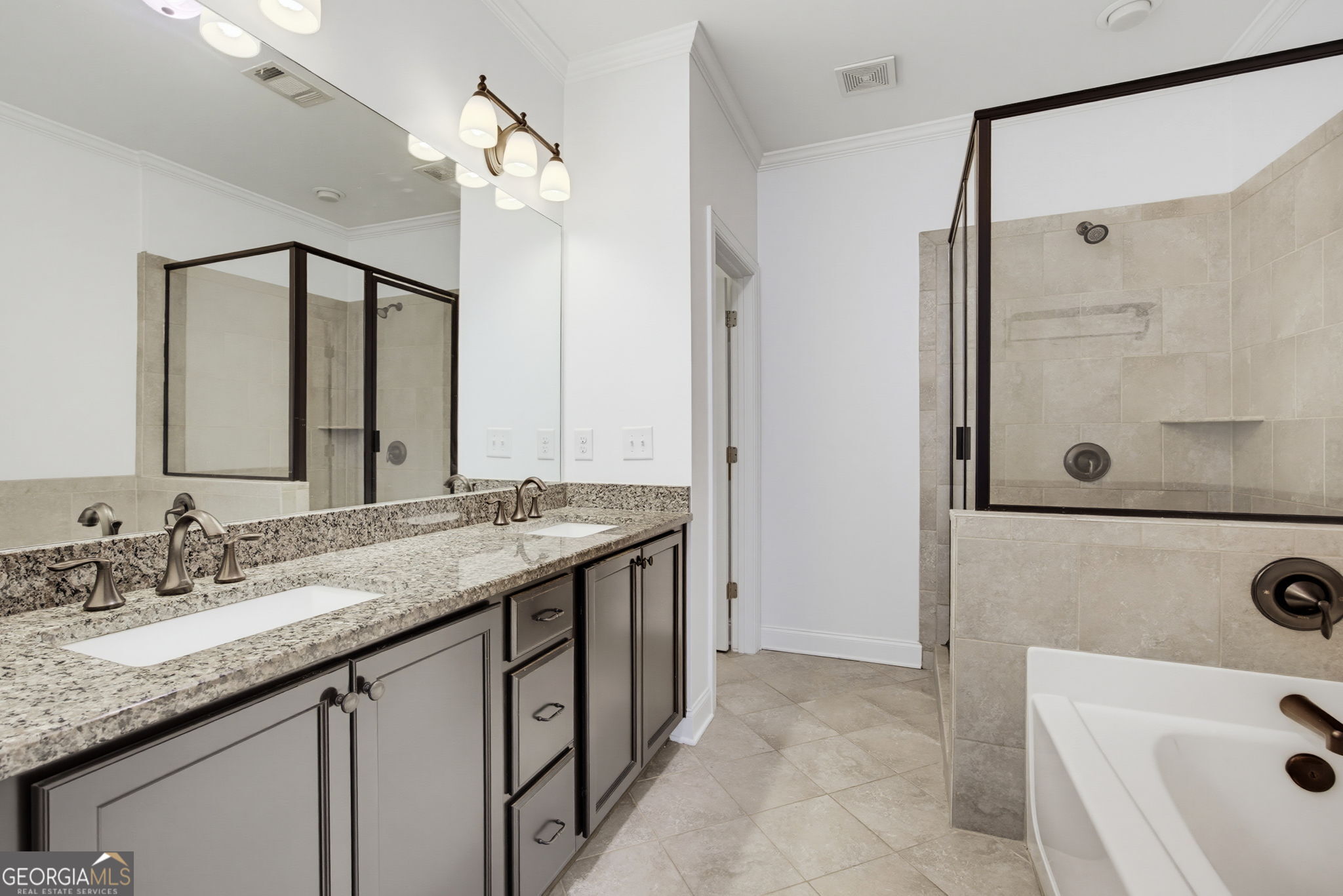 1421 Briarhaven TRL NE