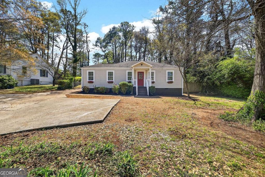 Photo of 955 Columbia Drive, Decatur, GA 30030 (MLS # 10765469)
