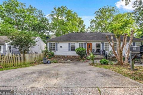 328 NE Roosevelt CIR Marietta GA 30060