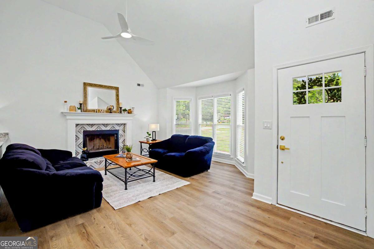 146 Jeb Stuart DR