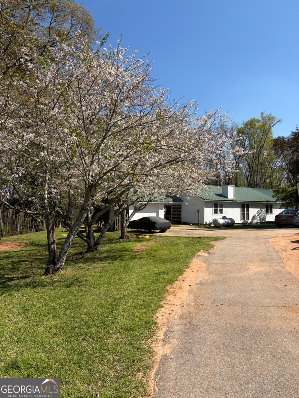 143 Hammond RD