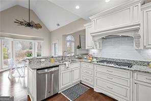 1939 Parkview TRCE NW