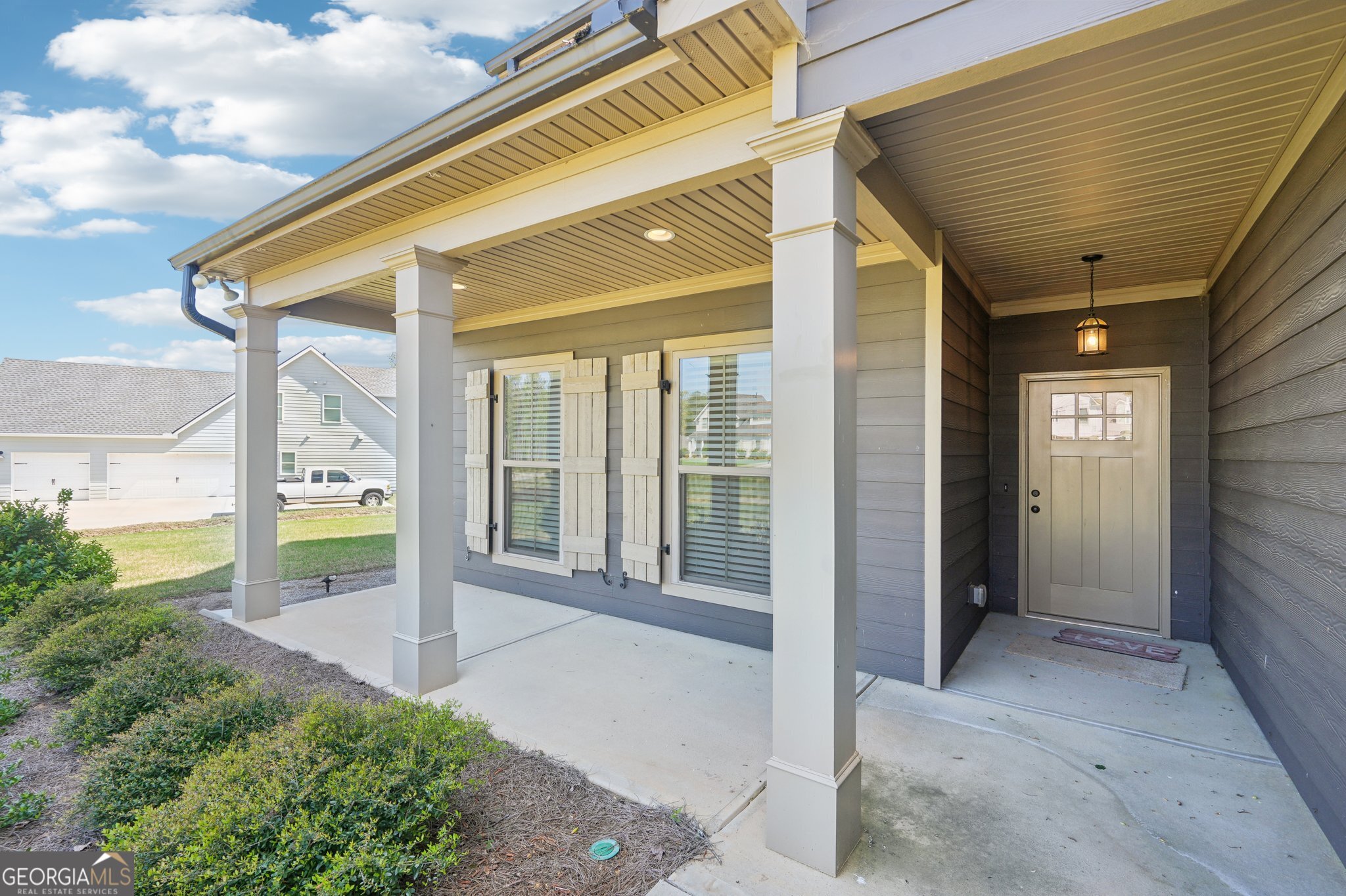 76 Greyfairs AVE