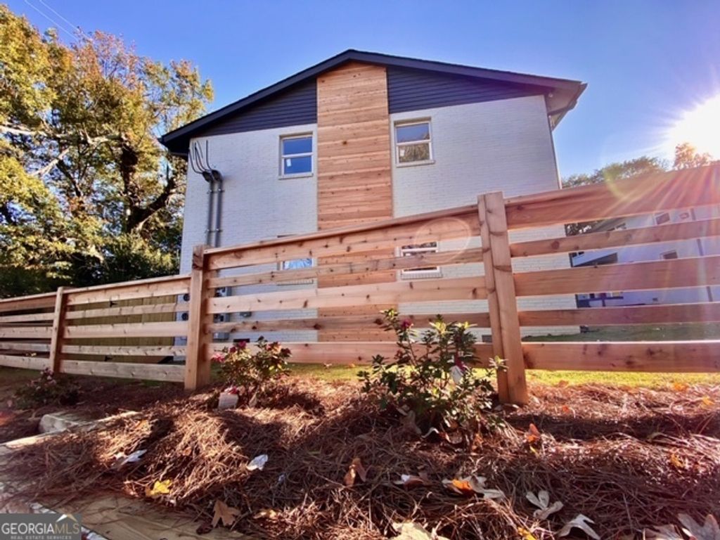 Photo of 536 College St #8, Hapeville, GA 30354 (MLS # 10729409)