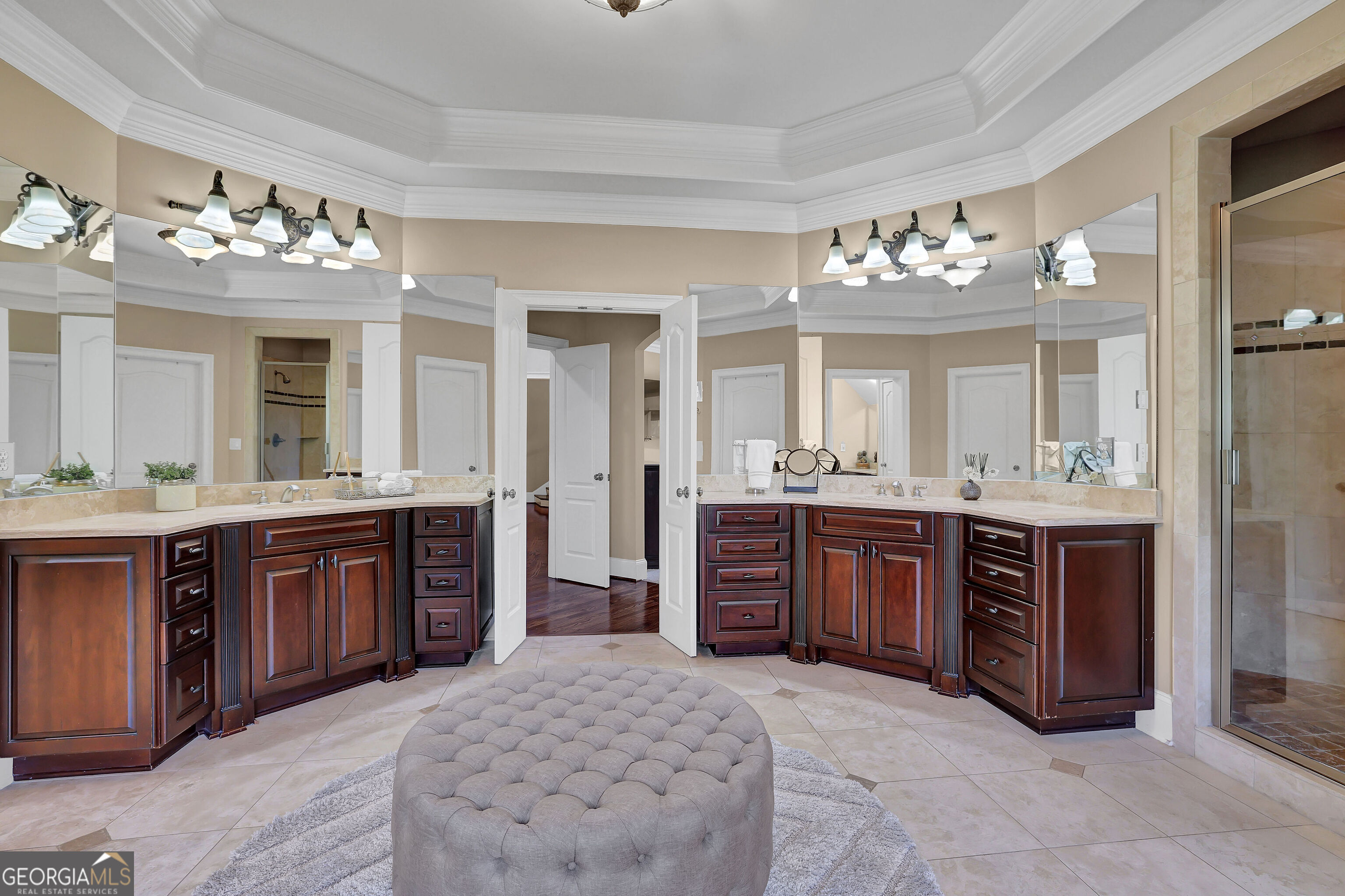 The Manor - Residential