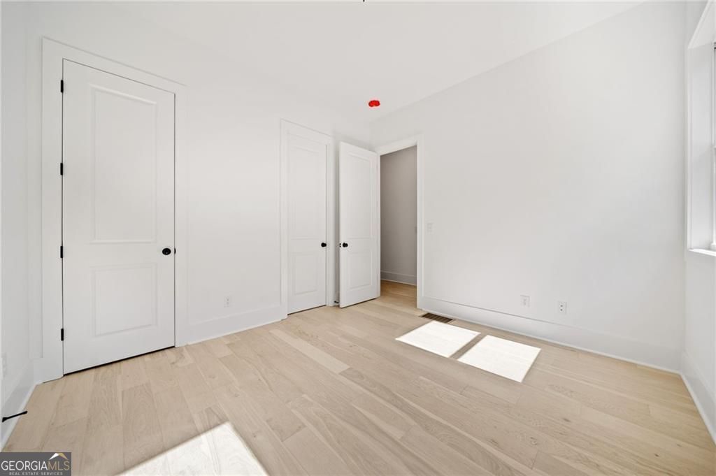 JOHNSON FERRY ESTATES (SEE BENTHILL) - Residential Lease