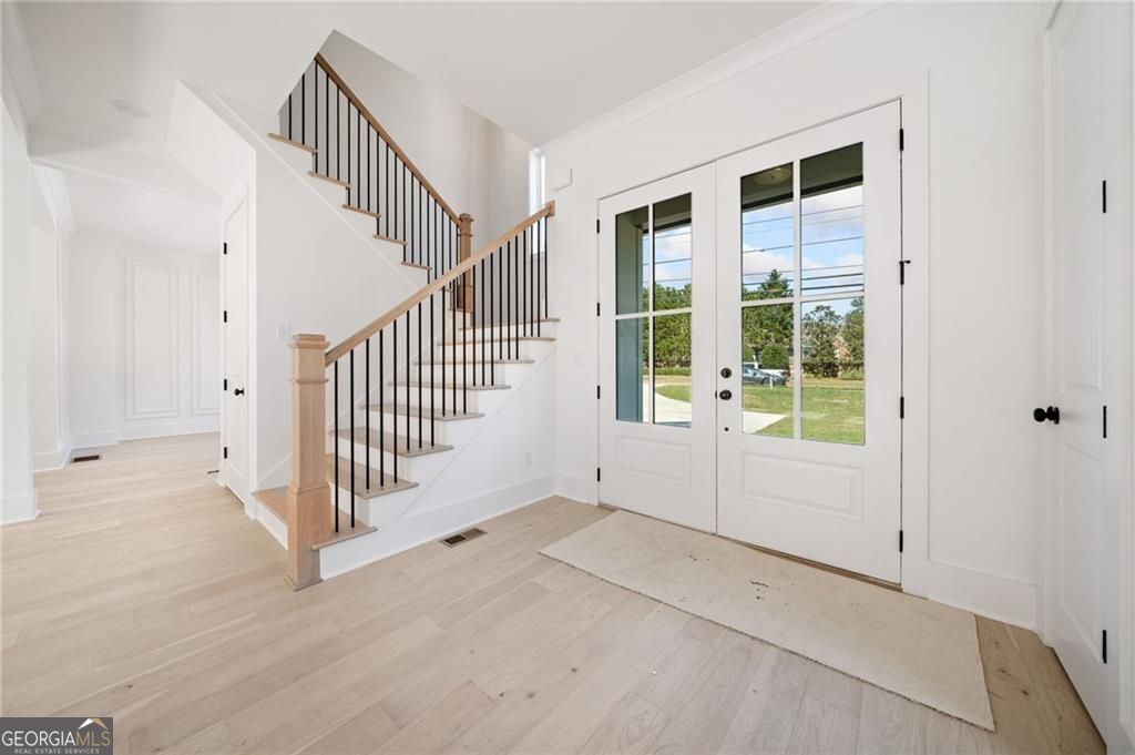 JOHNSON FERRY ESTATES (SEE BENTHILL) - Residential Lease