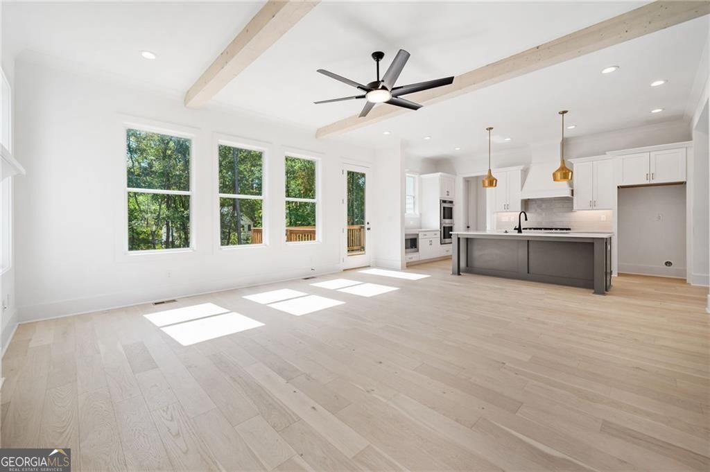 JOHNSON FERRY ESTATES (SEE BENTHILL) - Residential Lease