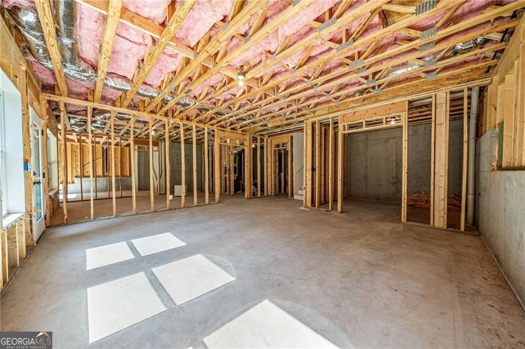 JOHNSON FERRY ESTATES (SEE BENTHILL) - Residential Lease