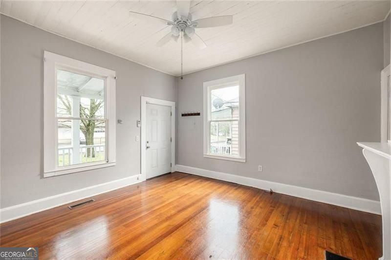 796 Fulton TER SE