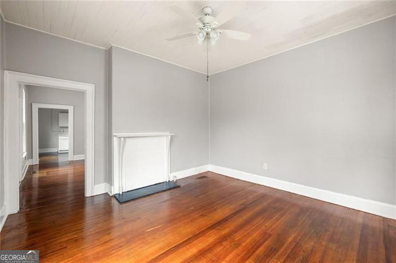 796 Fulton TER SE