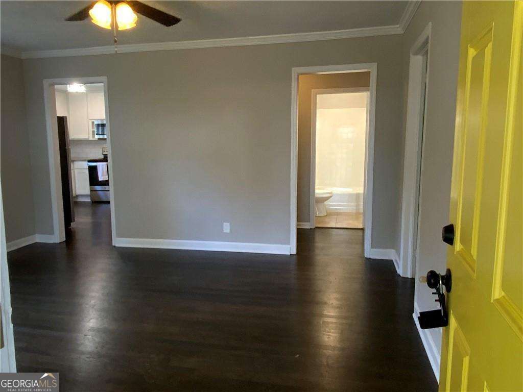 Photo of 578 Oakhurst Drive, Marietta, GA 30066 (MLS # 10709335)