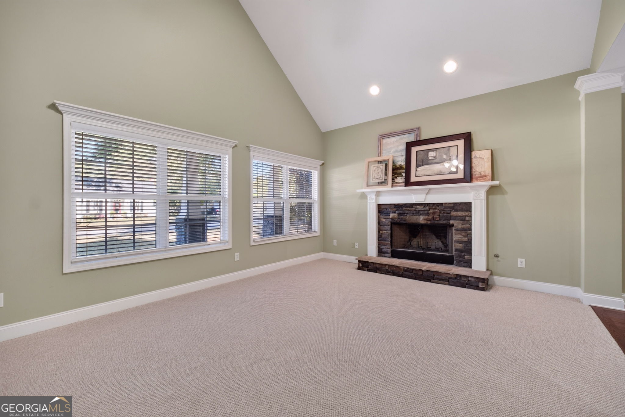 512 N Cherokee RD