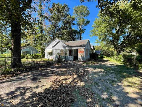 Photo of 304 Greenwood Avenue, Rome, GA 30165 (MLS # 20076803) Photo of 304 Greenwood Avenue, Rome, GA 30165 (MLS # 20076803)