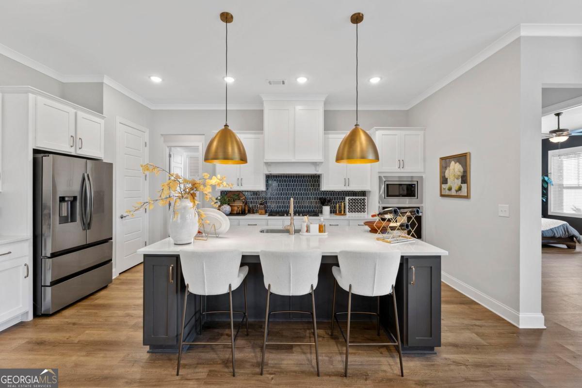 1160 Providence LOOP