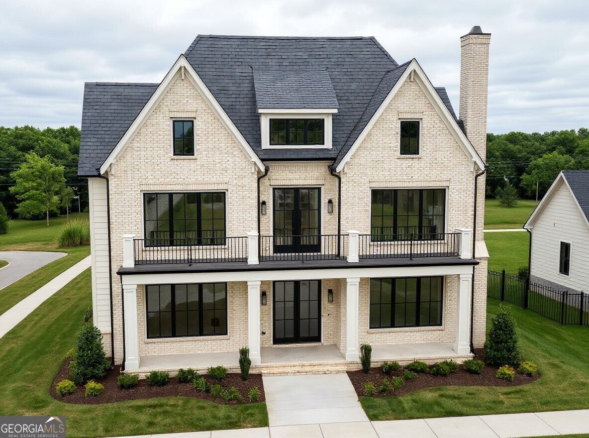 595 E Main ST