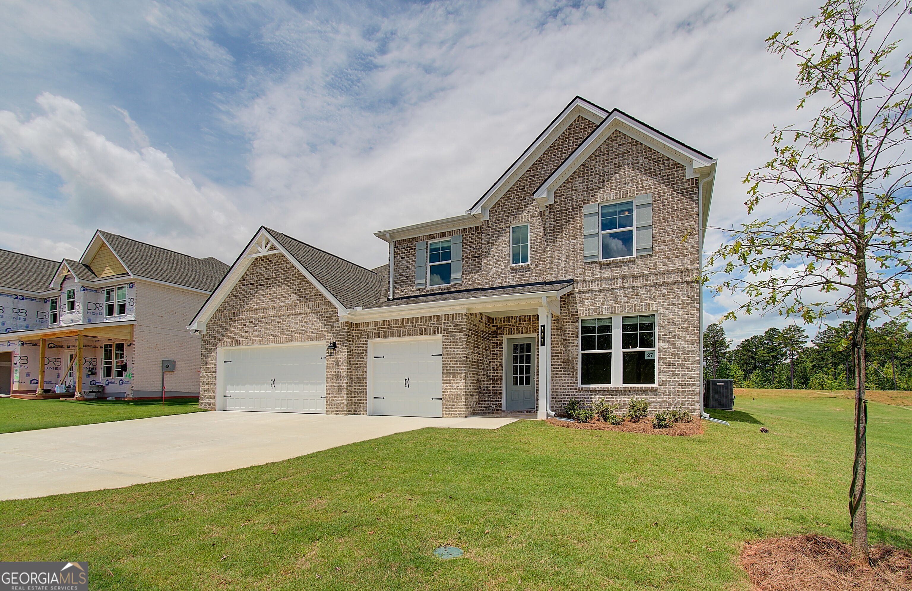 141 Compass RD