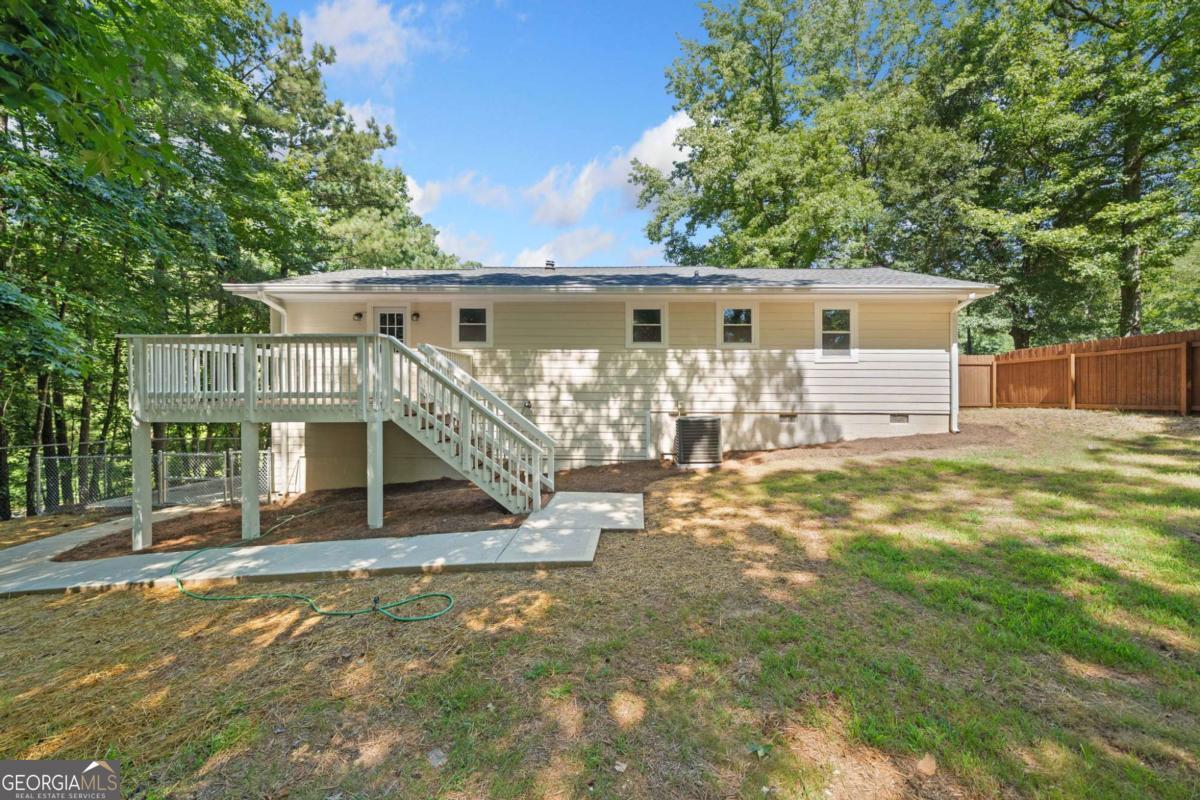 6147 Allen RD SE