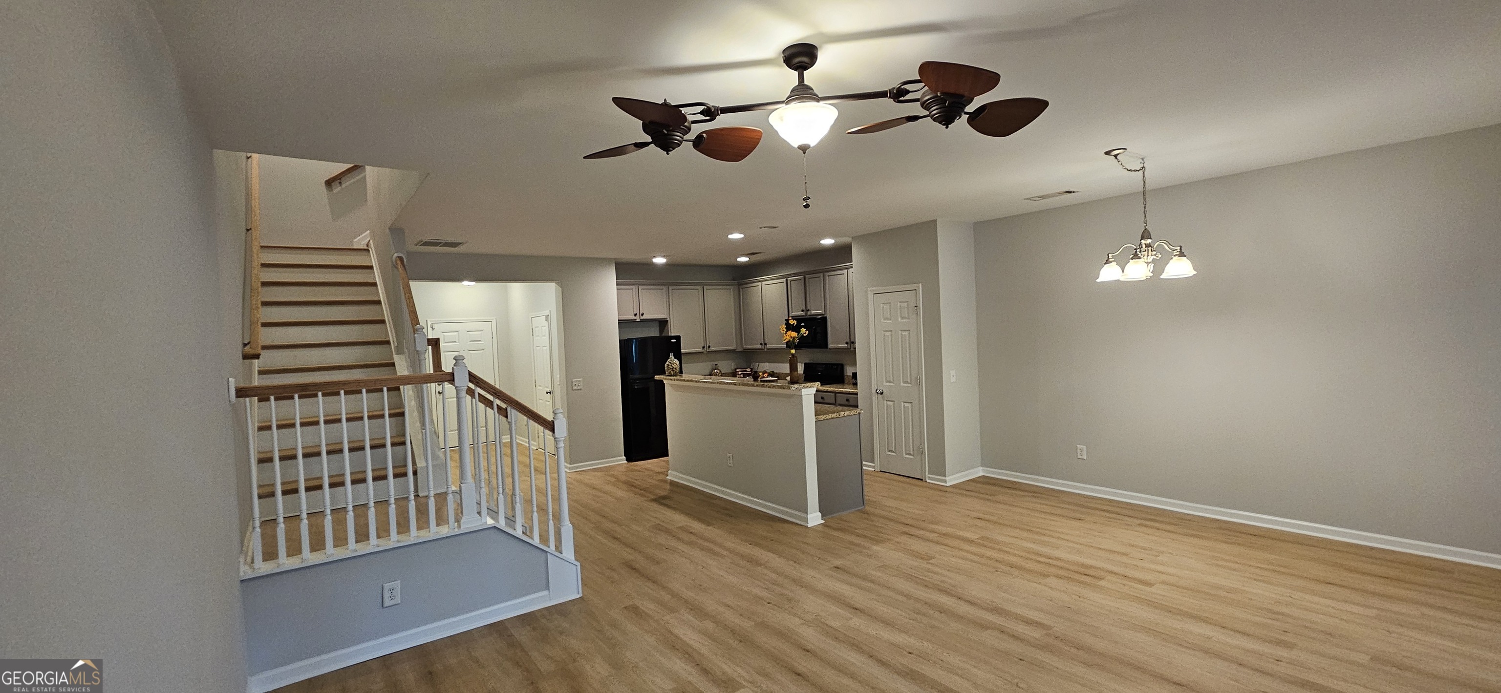 3281 Fernview DR