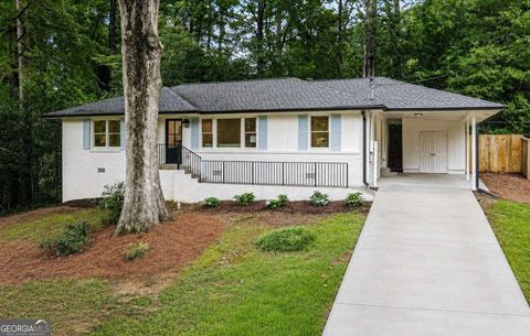 Photo of 1875 Ravenwood Way NE, Atlanta, GA 30329 (MLS # 10811734)
