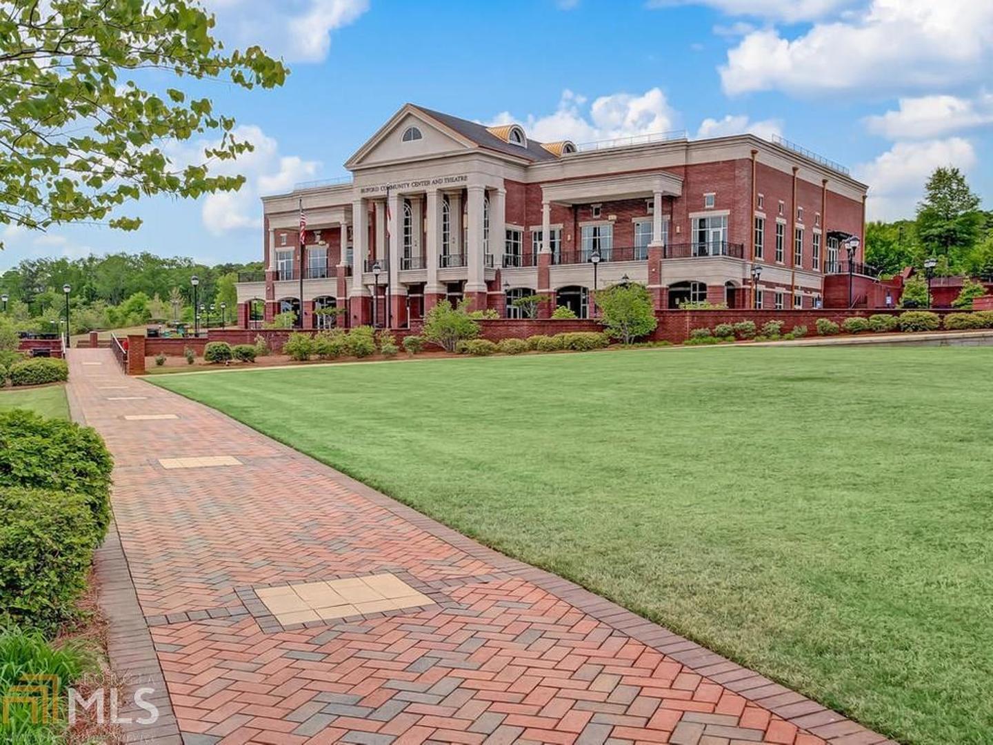 Heritage Crest - Residential