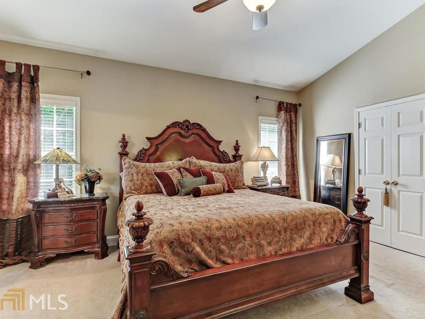 Heritage Crest - Residential