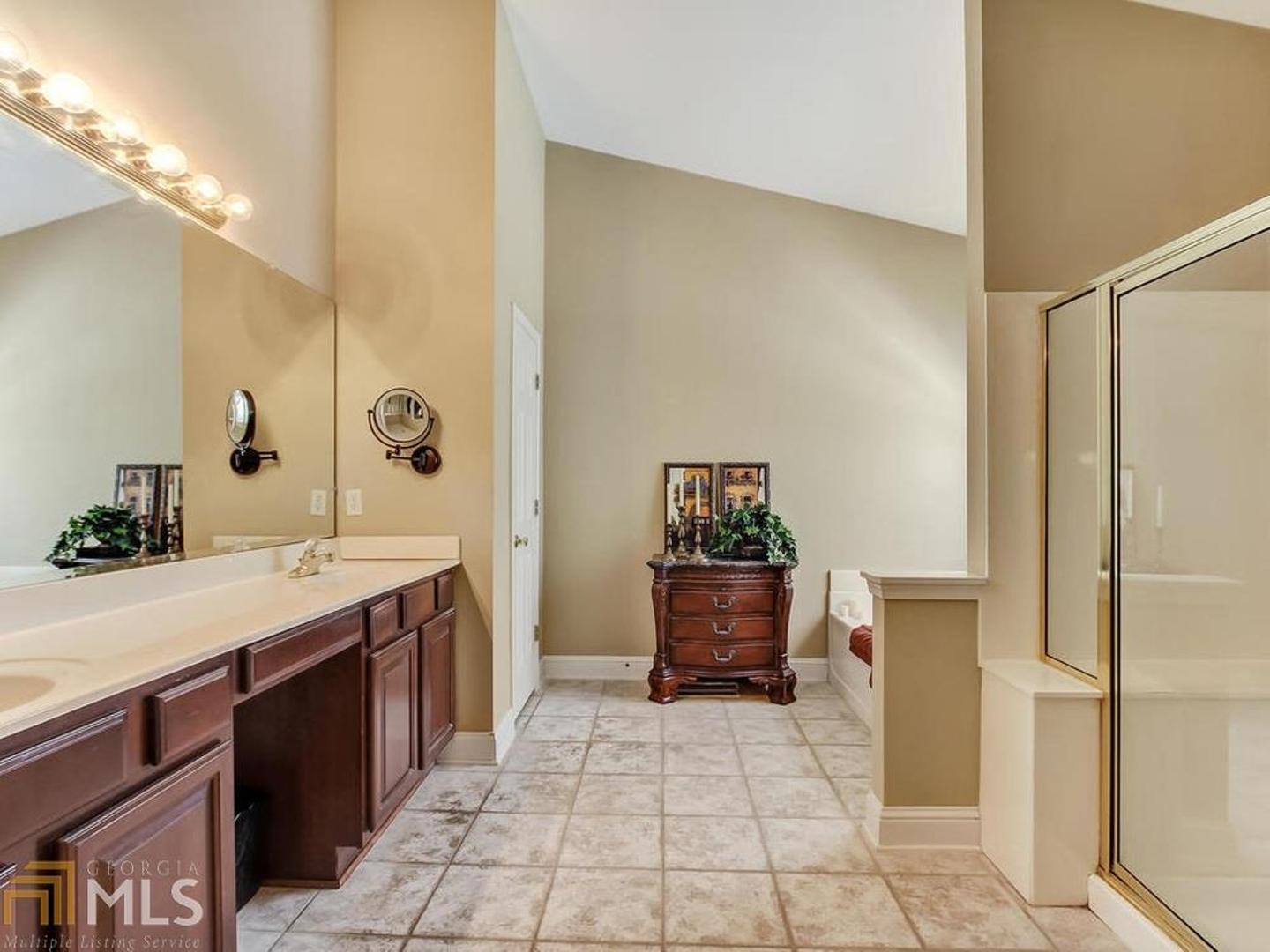 Heritage Crest - Residential