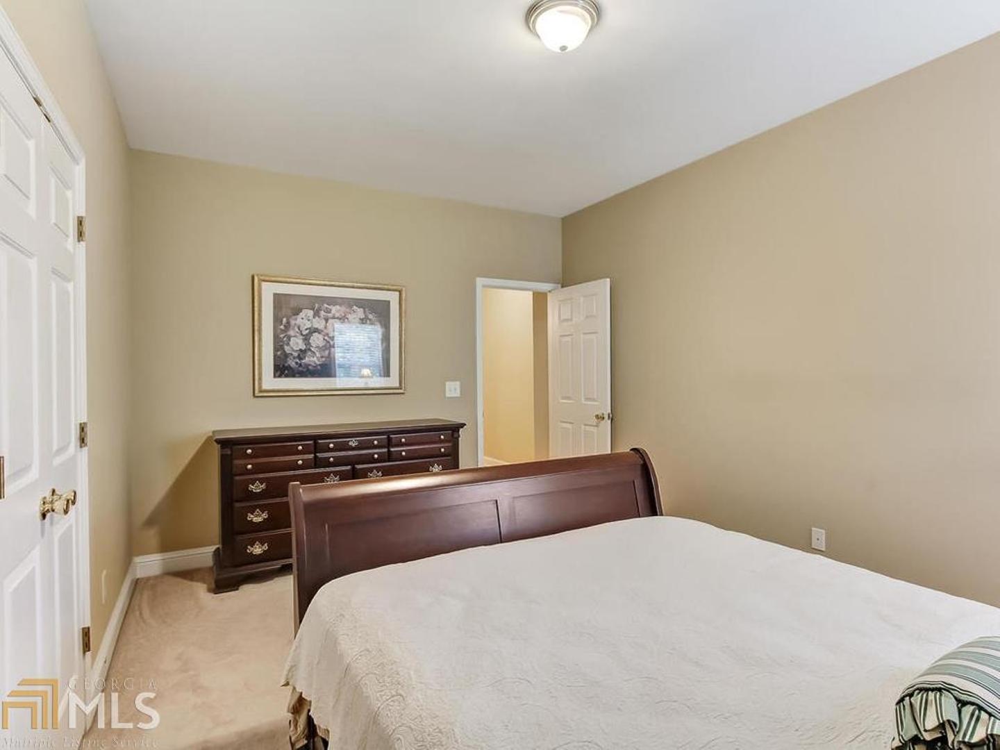Heritage Crest - Residential