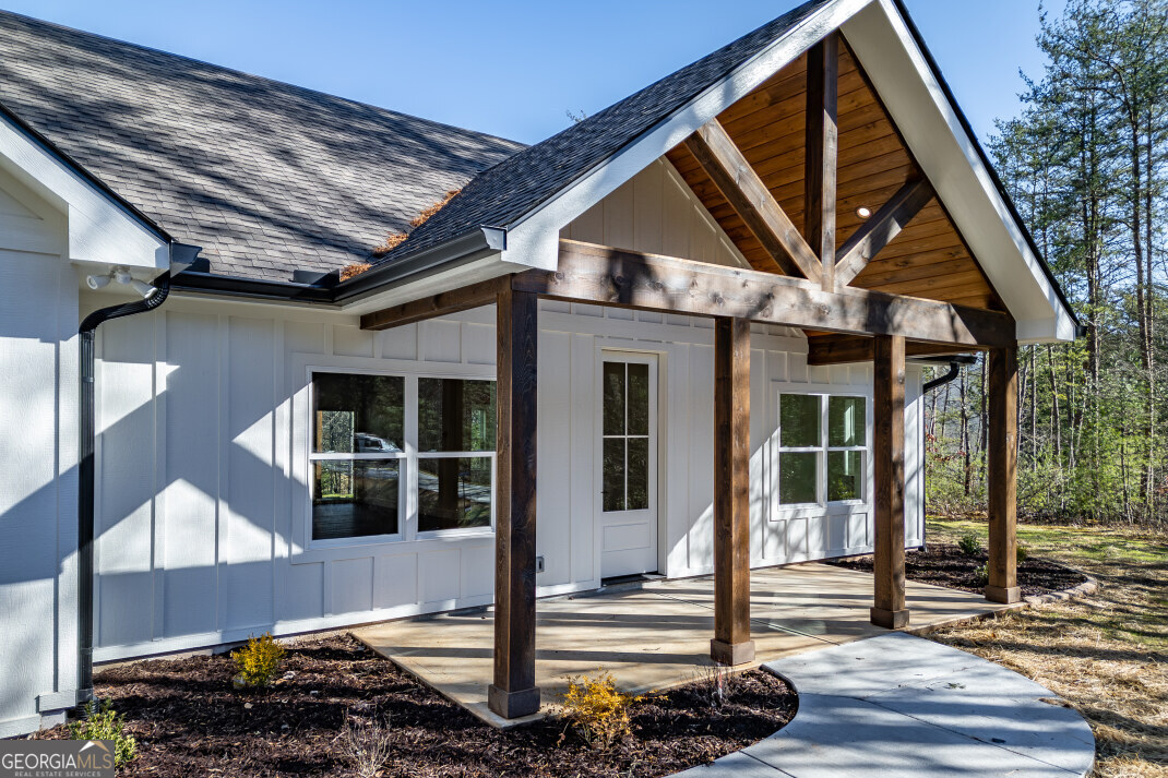 40 Huntington Ridge RD