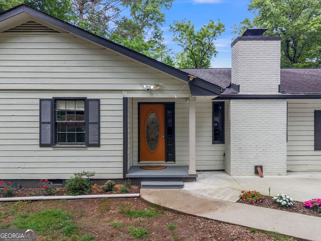 Photo of 3186 White Road NE, Conyers, GA 30012 (MLS # 10761298)