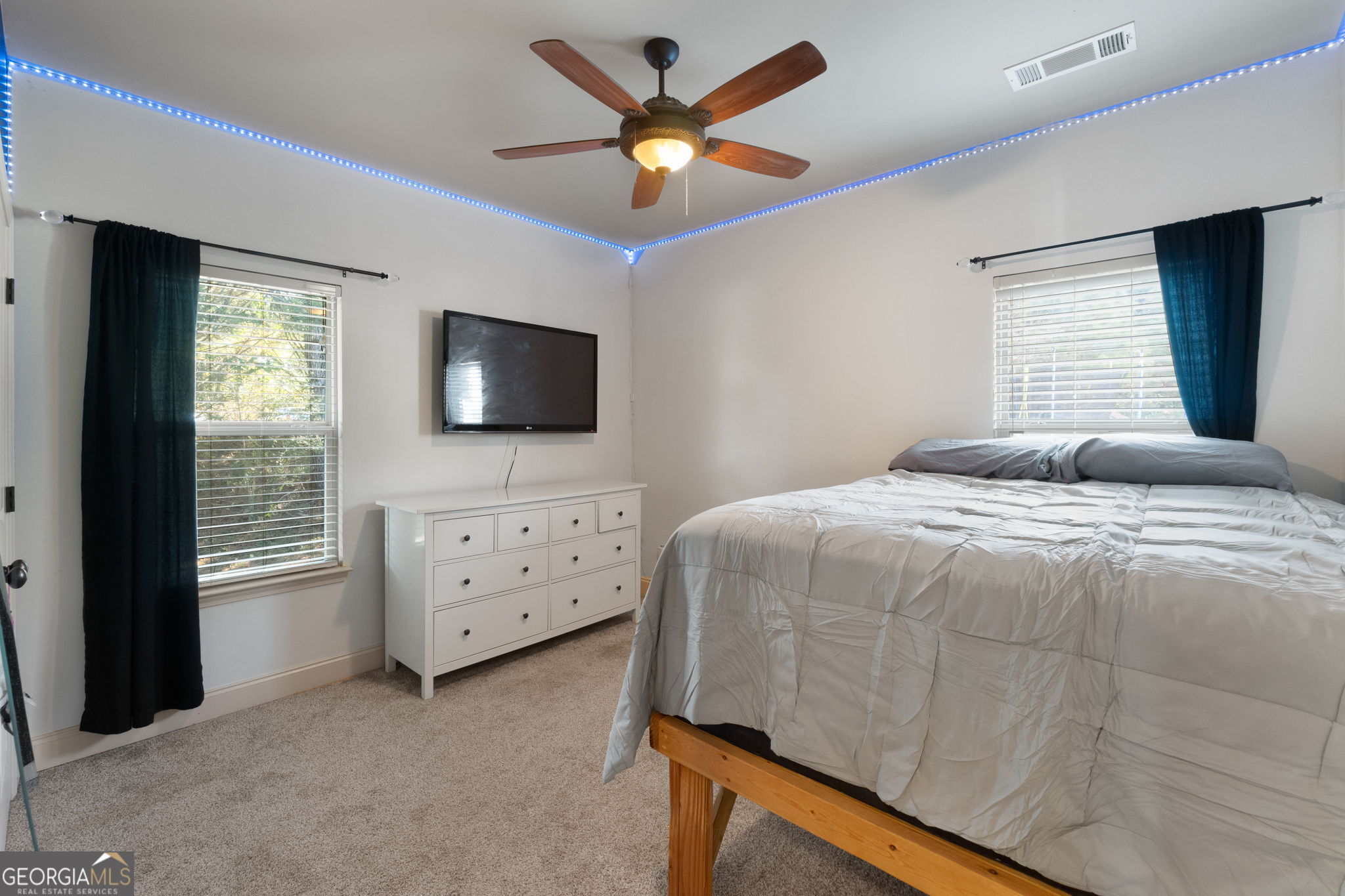 Owens Crossing - Residential