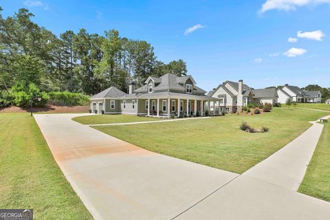 A home in Newnan