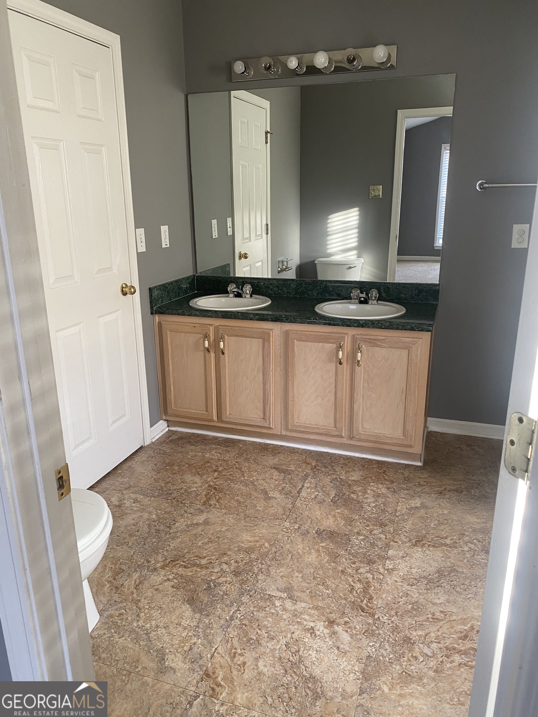 Ellenwood, Georgia 30294, United States, 3 Bedrooms Bedrooms, ,3 BathroomsBathrooms,Residential,Active,79939