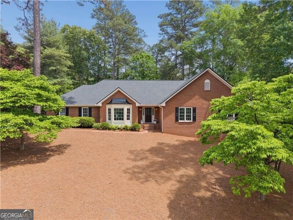 Photo of 8830 Willowbrae Lane, Roswell, GA 30076 (MLS # 10755662)
