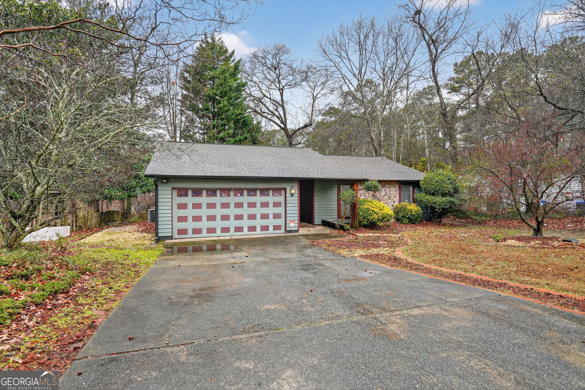 1056 Park Forest TRL NW