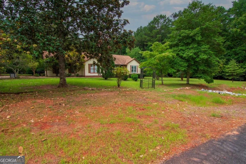 Photo of 200 Sullivan Circle, Pine Mountain, GA 31822 (MLS # 10842002)