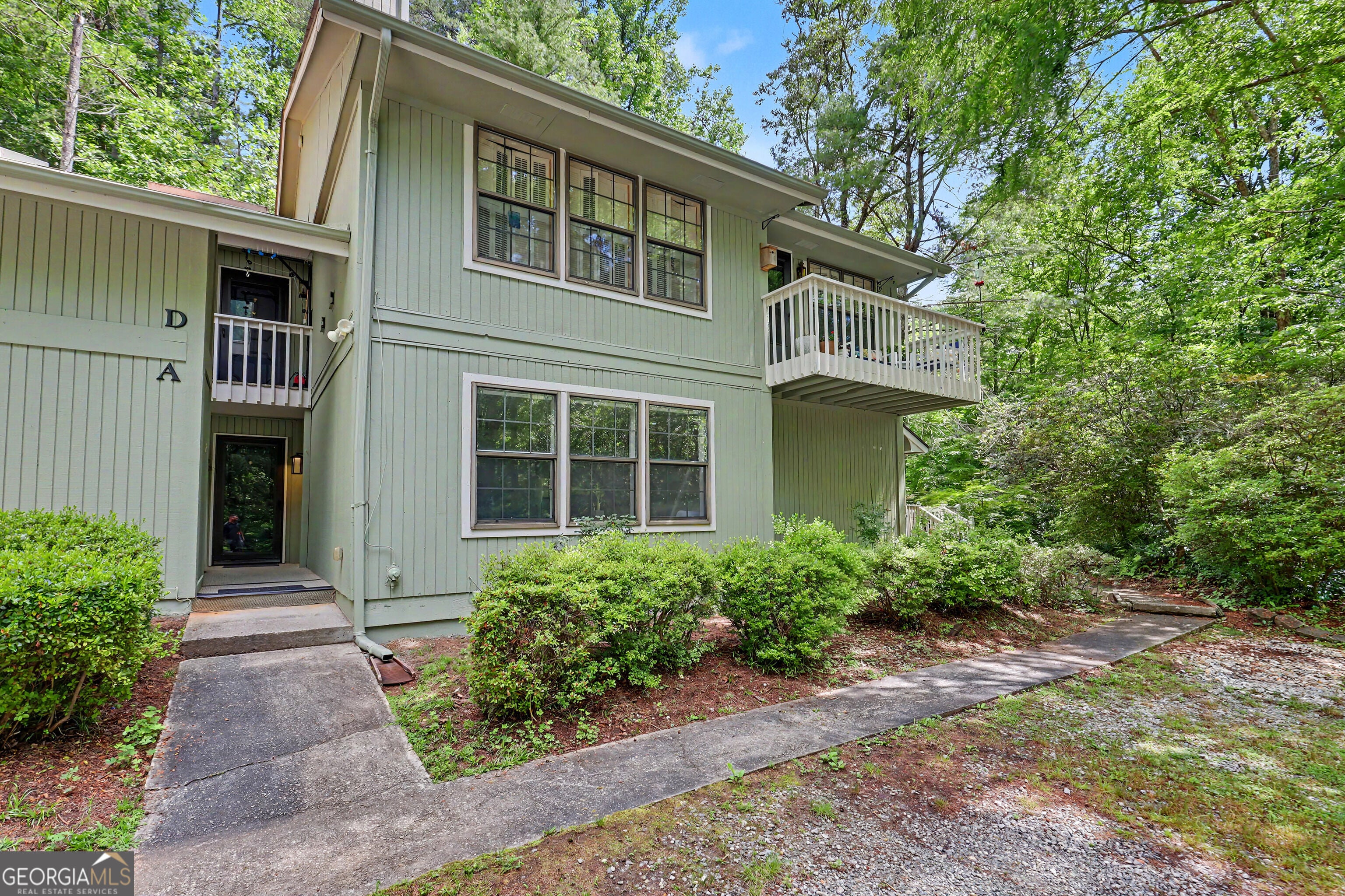 62 Stornoway DR