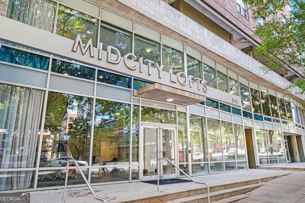 Photo of 845 Spring Street #416, Atlanta, GA 30308 (MLS # 10867406)