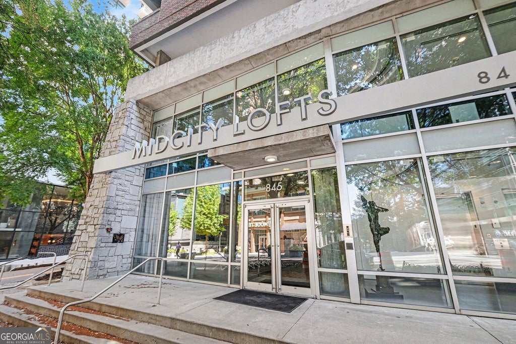 Photo of 845 Spring Street #416, Atlanta, GA 30308 (MLS # 10867406)