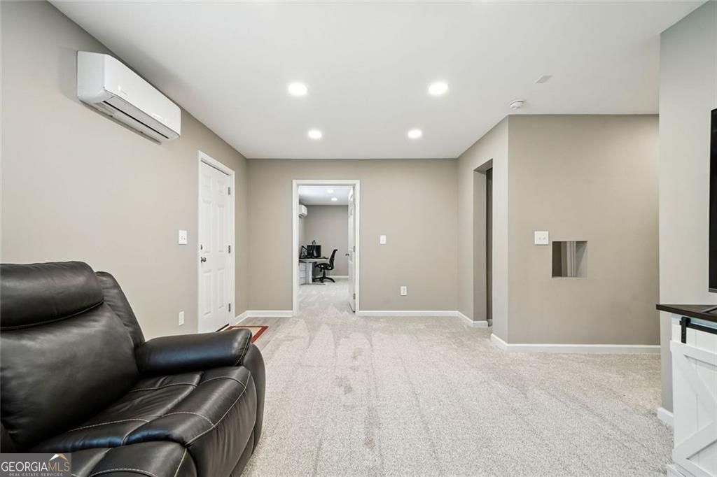 KINGSTON PARK - Residential