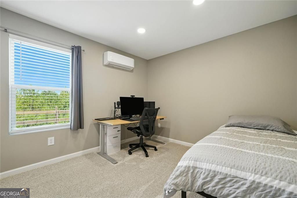 KINGSTON PARK - Residential