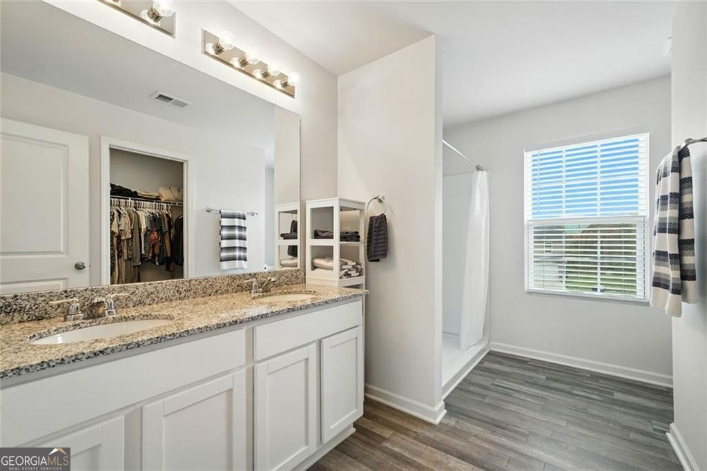 KINGSTON PARK - Residential