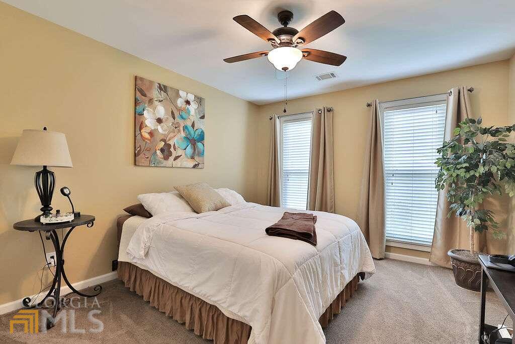 Alexander Manor - Residential