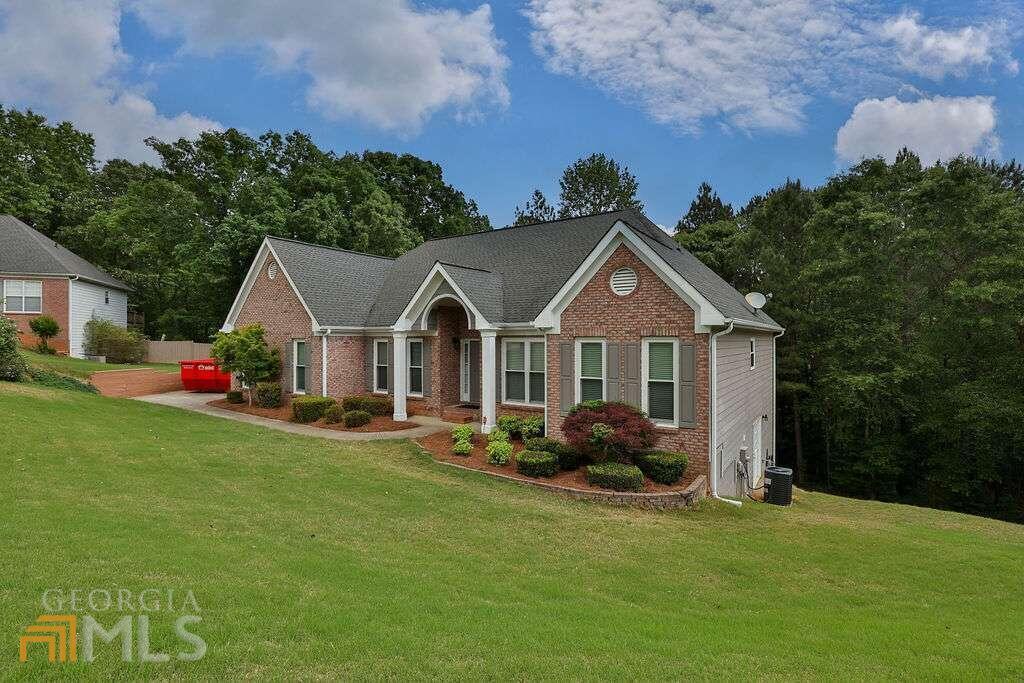 Alexander Manor - Residential